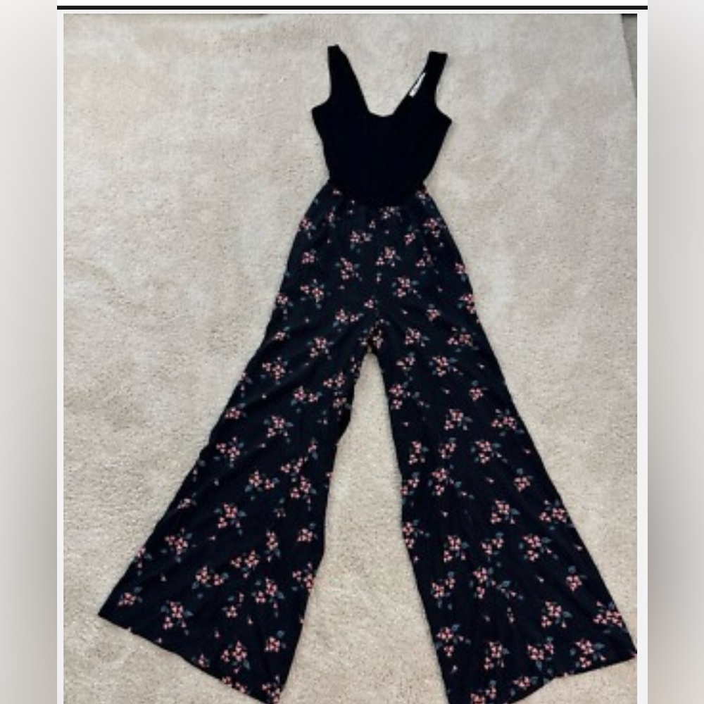 American Rag Jumpsuit Floral Wide Leg Pant Tight Black Tank Cut Out Cross Back